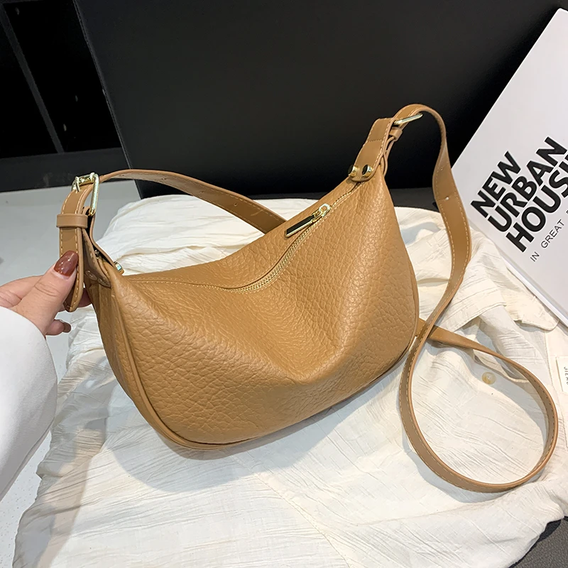 2023 Trend Winter Genuine Leather Saddle Bag Female Large Capacity Dumpling Bag Fashion Cowhide Crossbody Bags Luxury Lady Quil