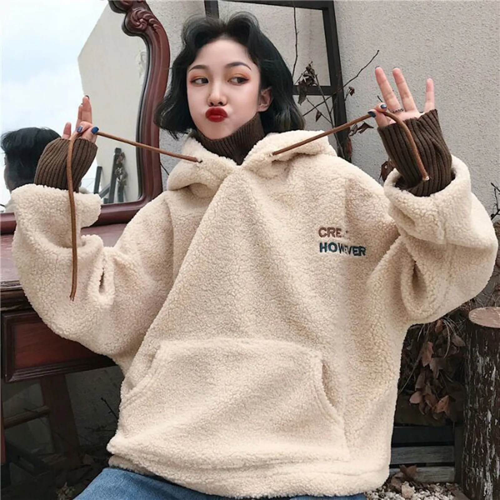 2024 Autumn Winter Fleece Hoodies Women Korean Style Plush Oversized Hoodie Kpop Ladies Fluffy Sweatshirt