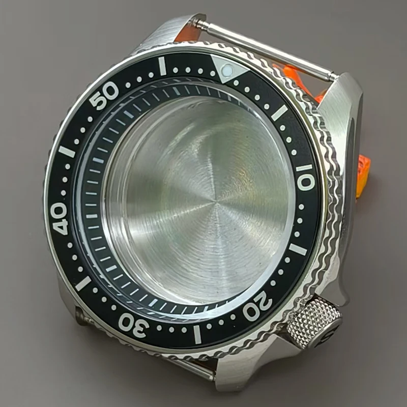 

SKX007 Case NH35 Case 42mm Watch Case Flat Sapphire Crystal Glass Fits NH35 NH36 4R 7S26 Movement for 28.5mm Dial Men Watch Case