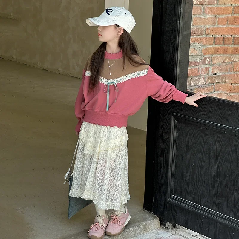 

Весенне-осенний комплект из 2 предметов для школьниц, комплект из 2 предметов для девочек, контрастный кружевной лоскутный свитшот + кружевная ажурная юбка, комплект для девочек