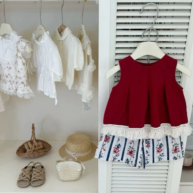 

Summer girls' outfit, stylish baby clothing, children's unique trendy lace tassel short-sleeve setTFloral striped wide-leg pants