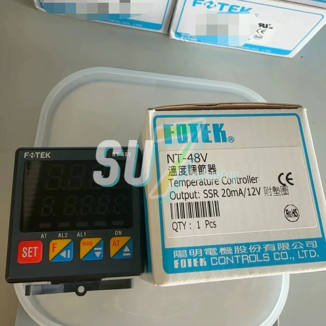 

NT-48R NT-48V Temperature Controller New In Box