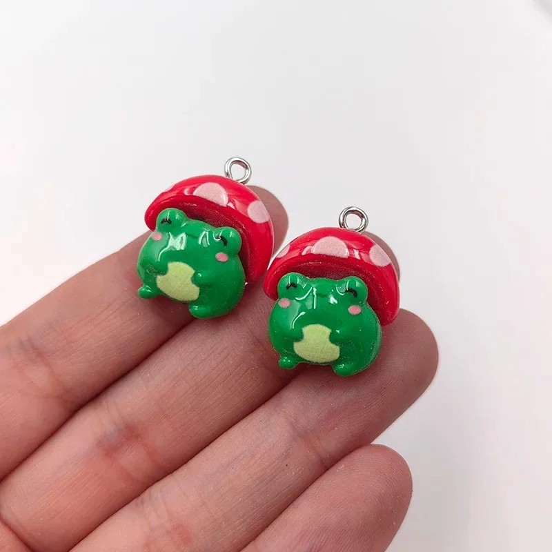 10 قطعة Kawaii الحيوانات الأخضر الفطر الضفدع السحر لصنع المجوهرات النتائج الراتنج المعلقات سحرية فلاتباك لتقوم بها بنفسك أقراط