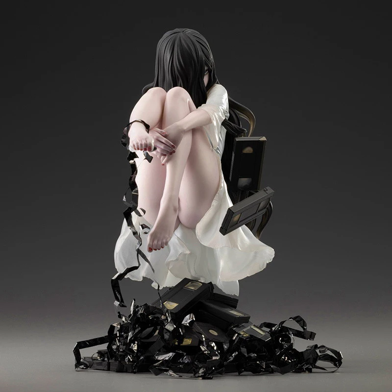 ของแท้ Yamamura Sadako Kotobukiya แหวนอะนิเมะรูป PVC 17 ซม.ตุ๊กตารุ่นสะสมรูปปั้นเครื่องประดับของขวัญ