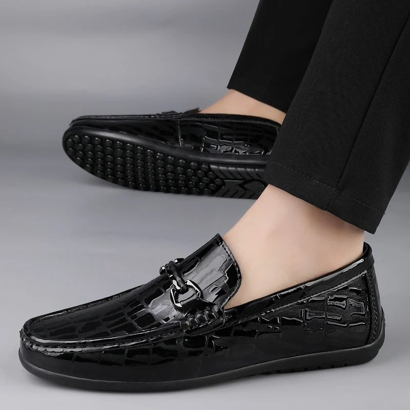 

Brand Fashion Breathable Soft Bottom Casual Loafers Spring New Men Crocodile Leather Comfortable Anti Slip Outdoor Driving Shoes