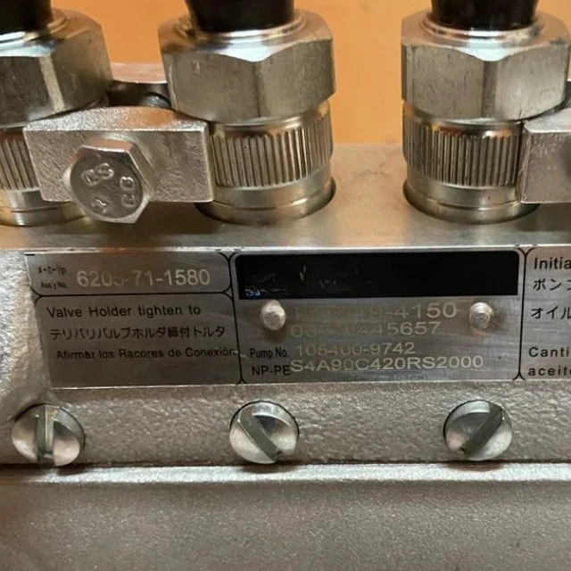 La bomba de combustible 4BT3.3 6205-71-1580 es la bomba de combustible 4D95 para PC56-7 PC60-7 PC130-7 6204-73-1340 101495-3414