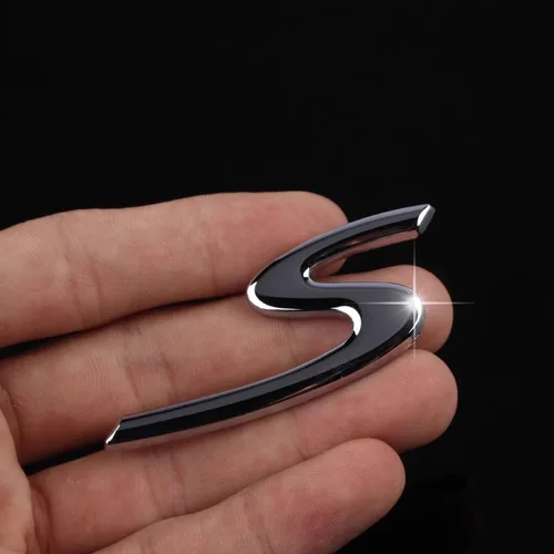 Imagen 2 del producto Para Porsche todas las series Cayenne Panamera Macan 911 718 Boxster Cayman S emblema de coche S emblema trasero modificación de etiqueta de letra