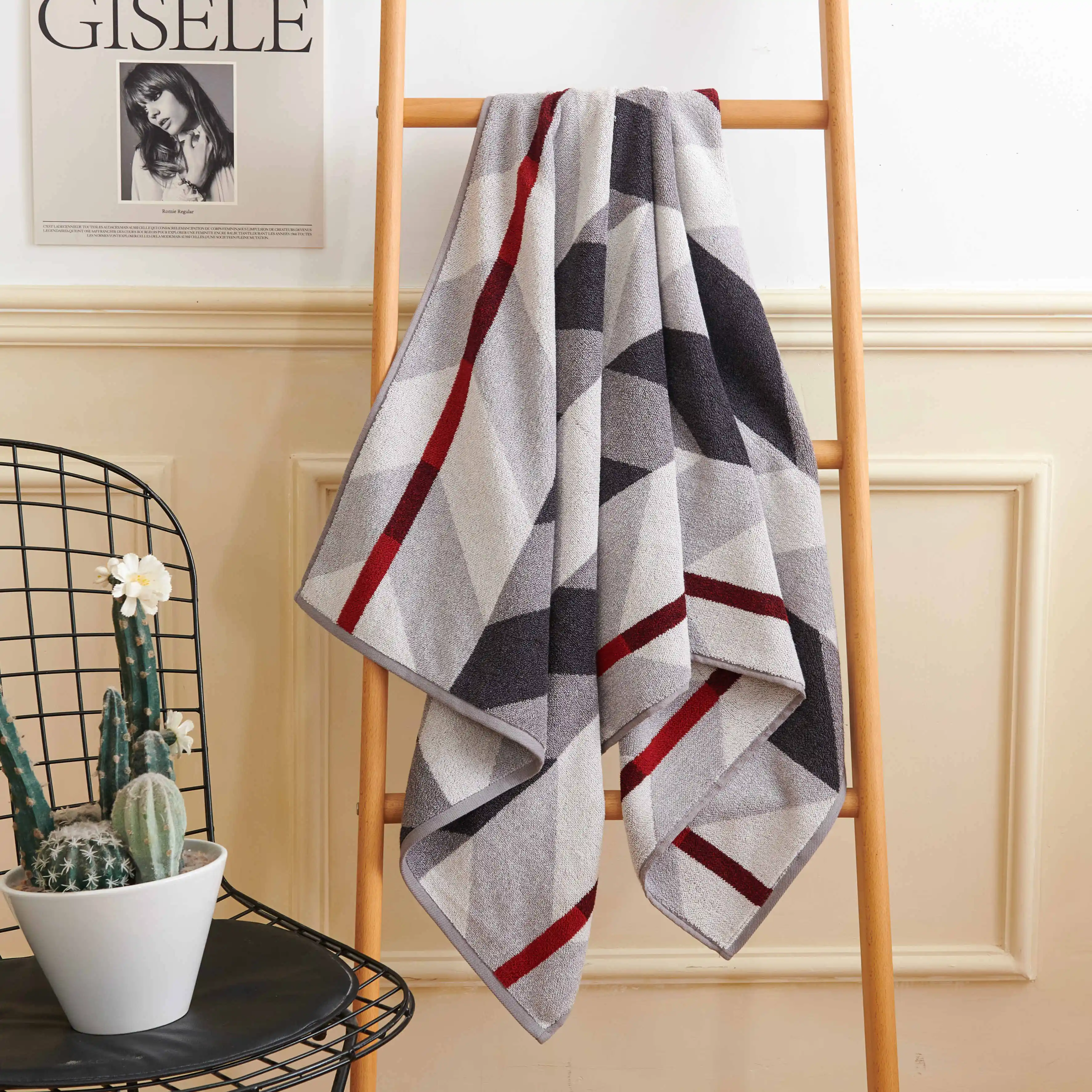 

100% Cotton Gray Plaid Striped Home Towel, Geometric Soft Skin-friendly Beach Towel, Luxury Hotel Bathroom Quick-Drying Towels