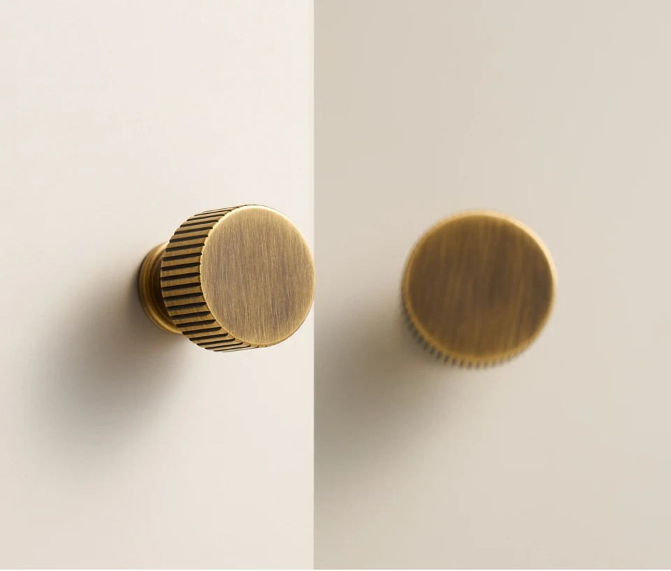 Nurlin Solid Brass Art Deco Vertical Lines Linear Kitchen Cabinet Knobs T Bars Bedroom Wardrobes Long Pull Drawer Handle
