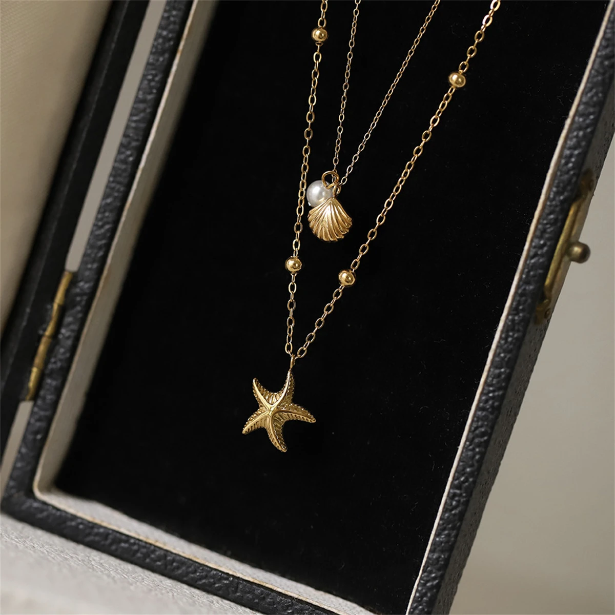 Double layered starfish shell summer vacation style collarbone chain necklace, plated with real gold, color preservation