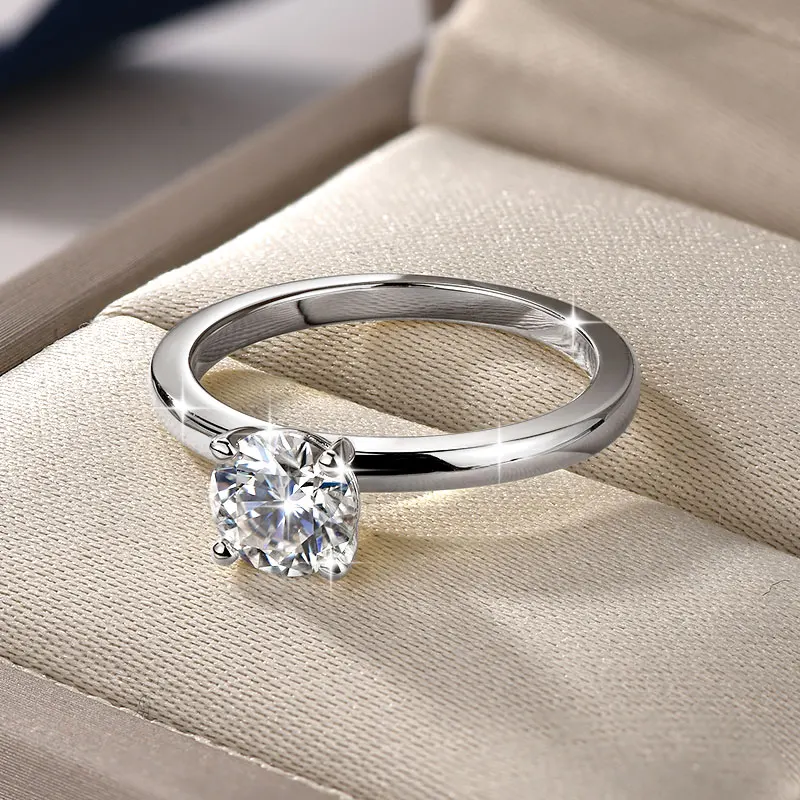 IOGOU Solitaire 1,0 CT 6,5 mm D Moissanit-Diamantringe, 14 Karat Gold gefüllt, klassischer Hochzeits-, Verlobungs- und Versprechensring für Damenschmuck – Detail 9