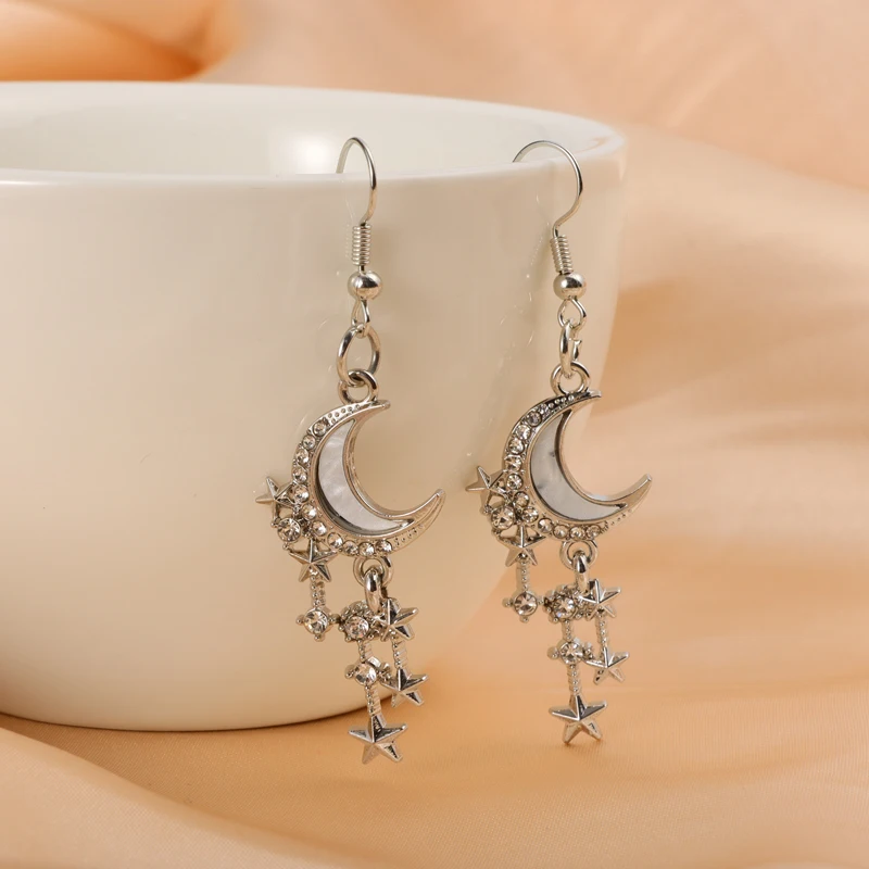 أقراط Y2K المبتكرة المخصصة على شكل قمر ونجمة، مناسبة للنساء لارتدائها، هدية عيد الحب
