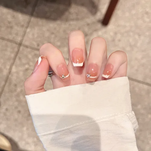 Imagen 2 del producto 10 Uds. De uñas postizas francesas cortas y redondas hechas a mano, cubierta completa, diseño de Color sólido, uñas postizas de diamante, puntas de uñas artificiales para manicura