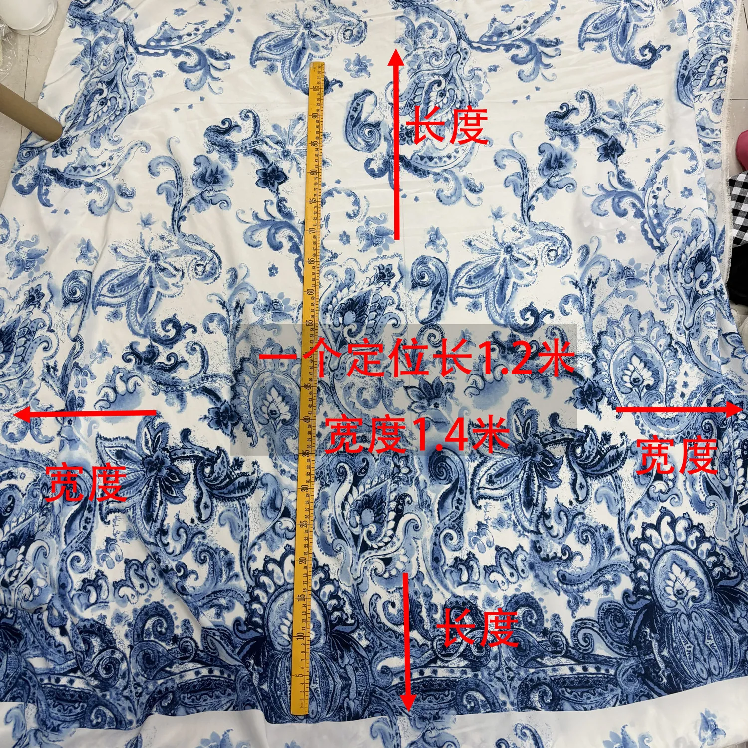 22 Momme Blue and White Ethnic Style Positioning Printing Silk Crepe De Chine Fabric Dress Silkworm Silk Satin Fabric