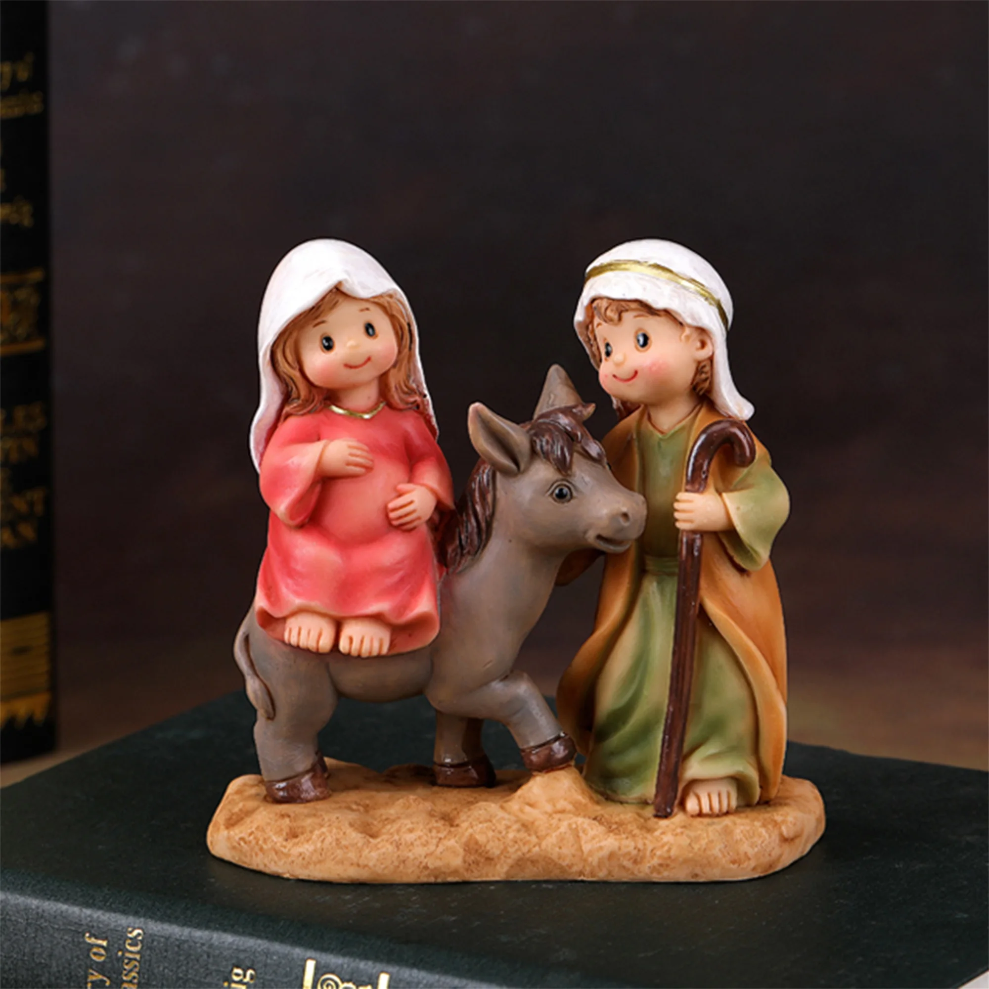 

Christmas Holy Family Figurines Creative Festive Holy Family Fleeing to Egypt Statue for Home Party Tabletop