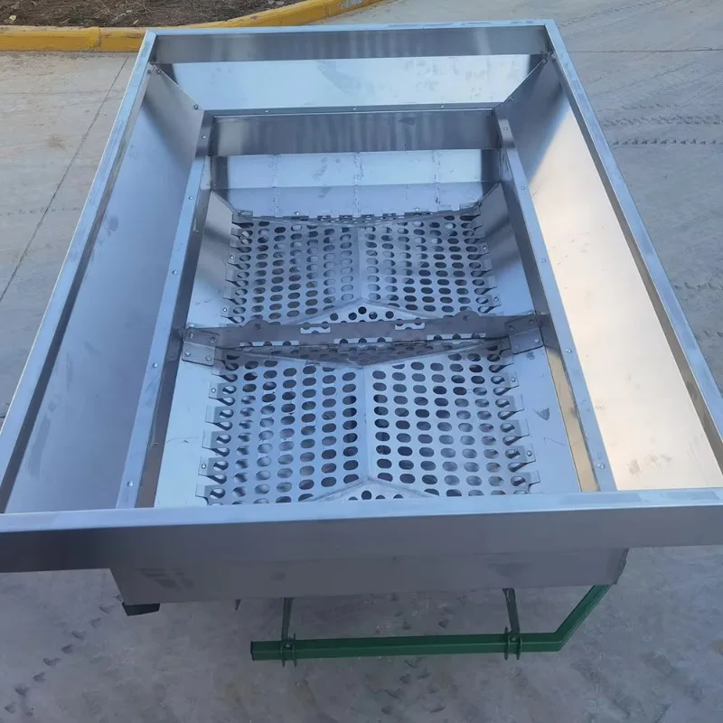 12V Precision Agriculture Fertilizer Spreader With Variable Rate Control For Field Crop Dressing