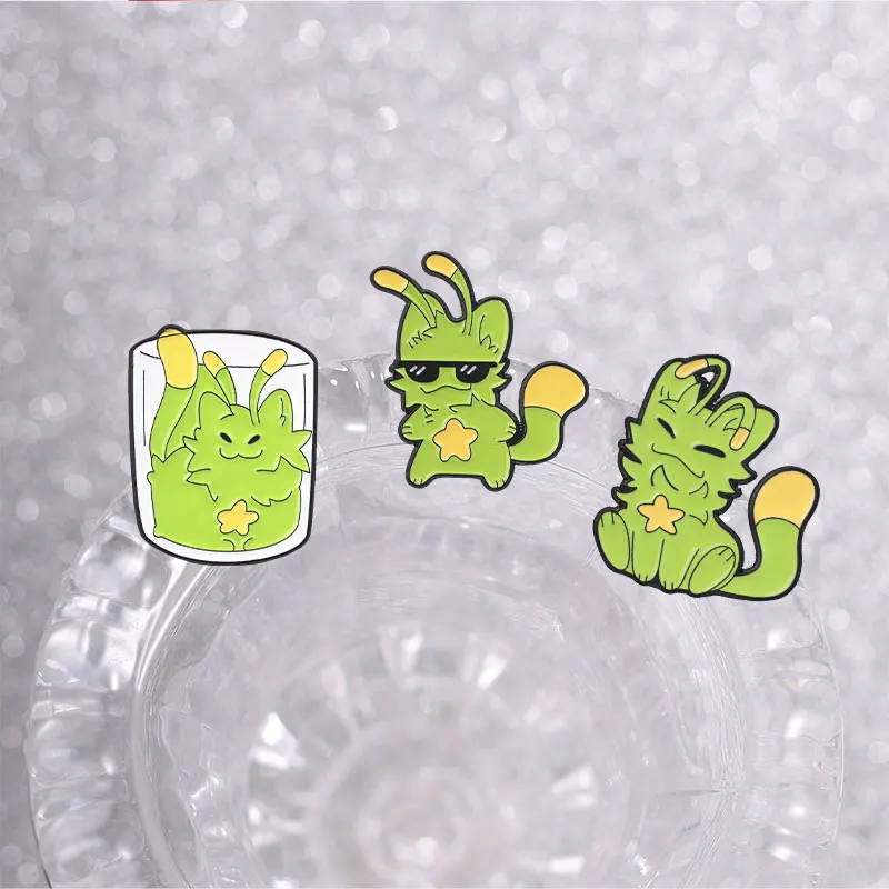 Internet Animal Meme Badge Cartoon Funny Cowboy Frog Alien Cat Fish Boxing Froggy Enamel Pin Green Creature Brooch Accessories