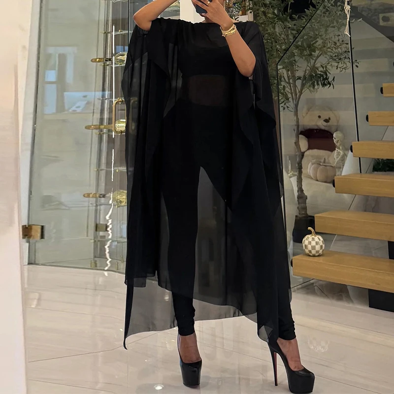 

Комплект BKLD 2026: Элегантный трендовый костюм-тройка черного цвета для стройности – прозрачный сетчатый топ-накидка, укороченный жилет на бретелях и облегающие брюки. Уличный стиль.