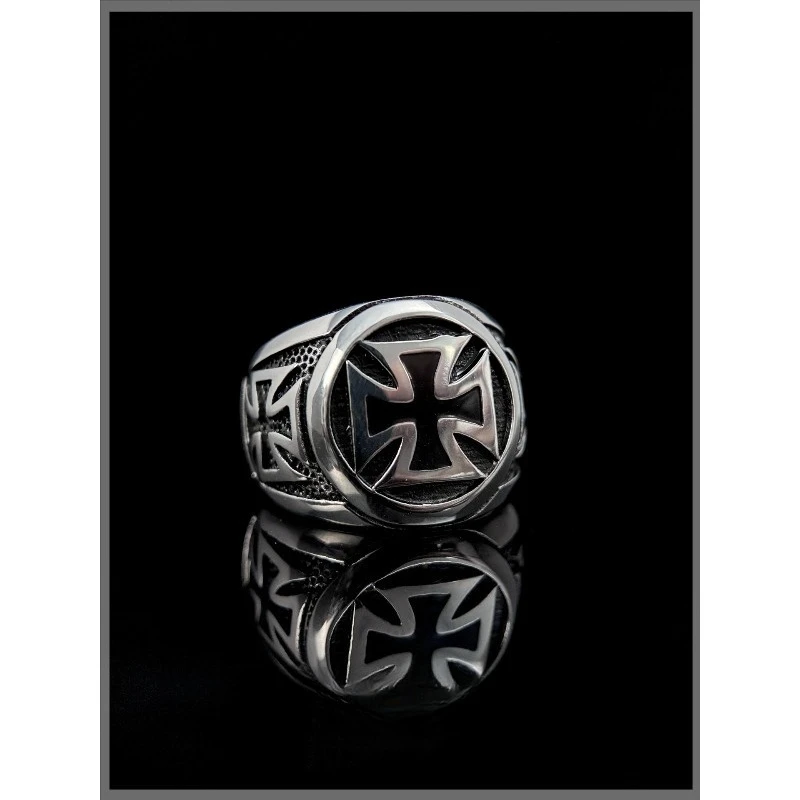 Punk Iron Cross Titanium Steel Ring Large Size Men's Trend European and American Versatile Ring Rock Jewelry Niche