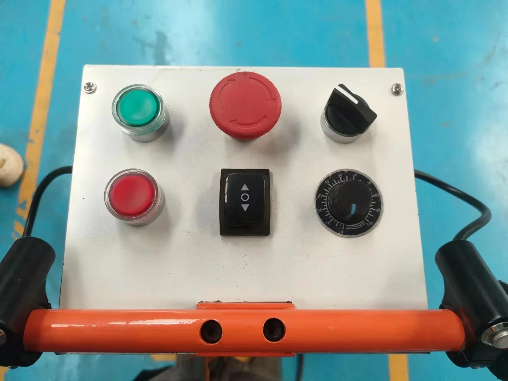 Iconmachine de chauffage au sol, automotrice