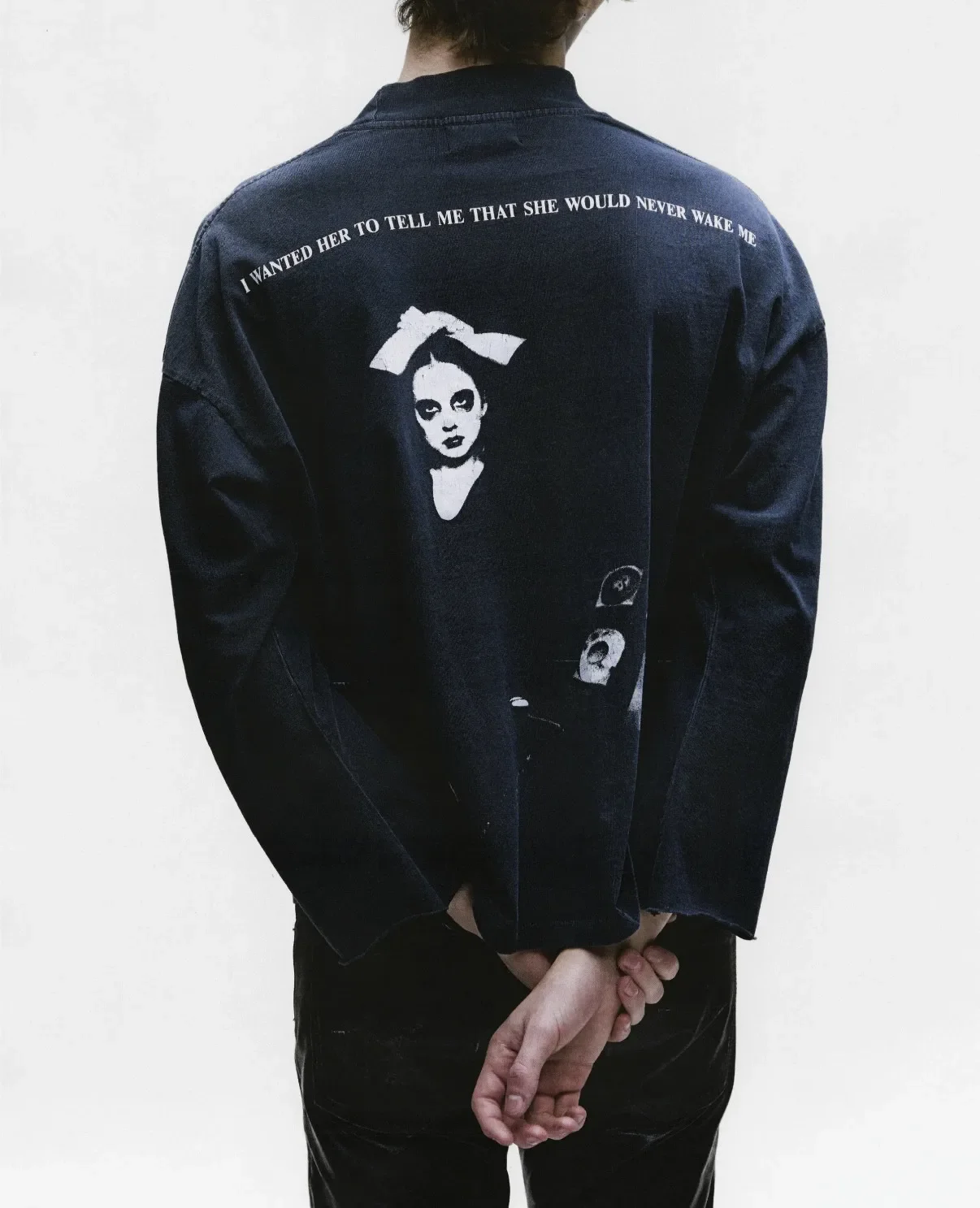 ER/D 25fw small neckline never wakes me up washed old printed long-sleeved T-shirt