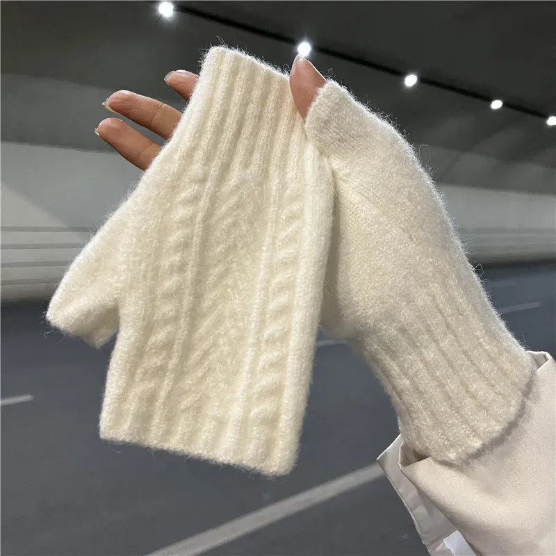 

Short Fingerless Gloves Women‘s Mitten Winter Warmer Knitted Arm Sleeve Fine Casual Soft Girl’s Goth Clothes Punk Gothic Gloves