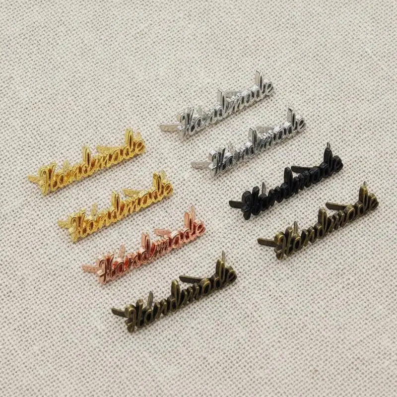 10Pcs Handmade Letter Metal Labels DIY Craft Handmade Sewing Decoration Labels Tags For Jeans Shoes Bags Hand Made Labels Tag