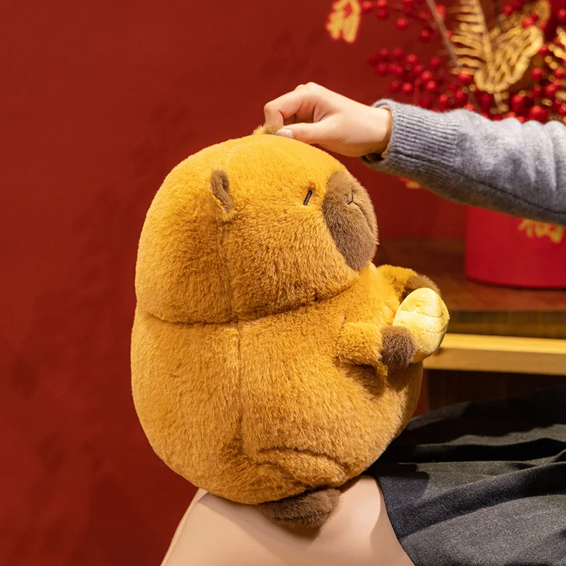 28cm gordo marrom capivara brinquedo de pelúcia recheado dos desenhos animados animal segurando sapato-em forma de lingote de ouro fortuna plushie sorte amigo presente