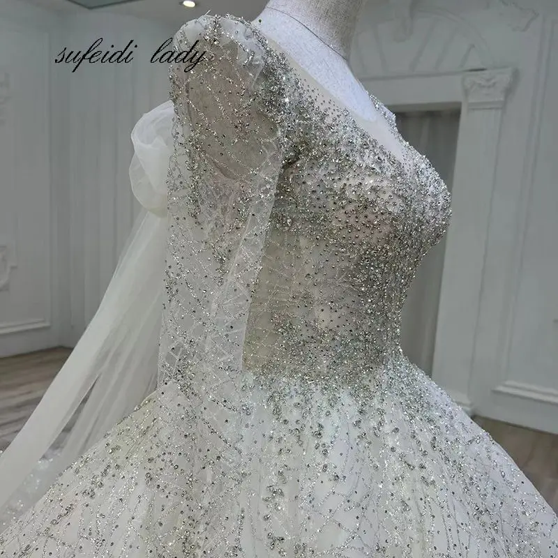 Luxury Long Sleeve Dubai Ball Gown Wedding Dress Sparkly Crystal Appliques Saudi Arabic Exquisite Bridal Gown