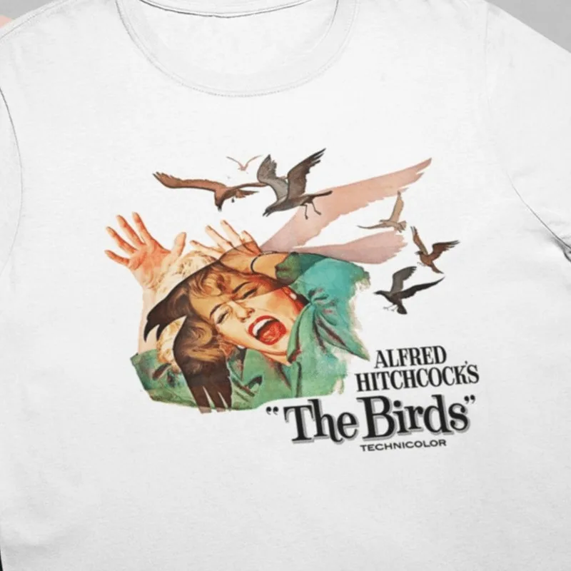 Alfred Hitchcock Bird Mystery Movie Poster Printed Men's T-shirt Summer New Casual Men's and Women's Same T-shirt