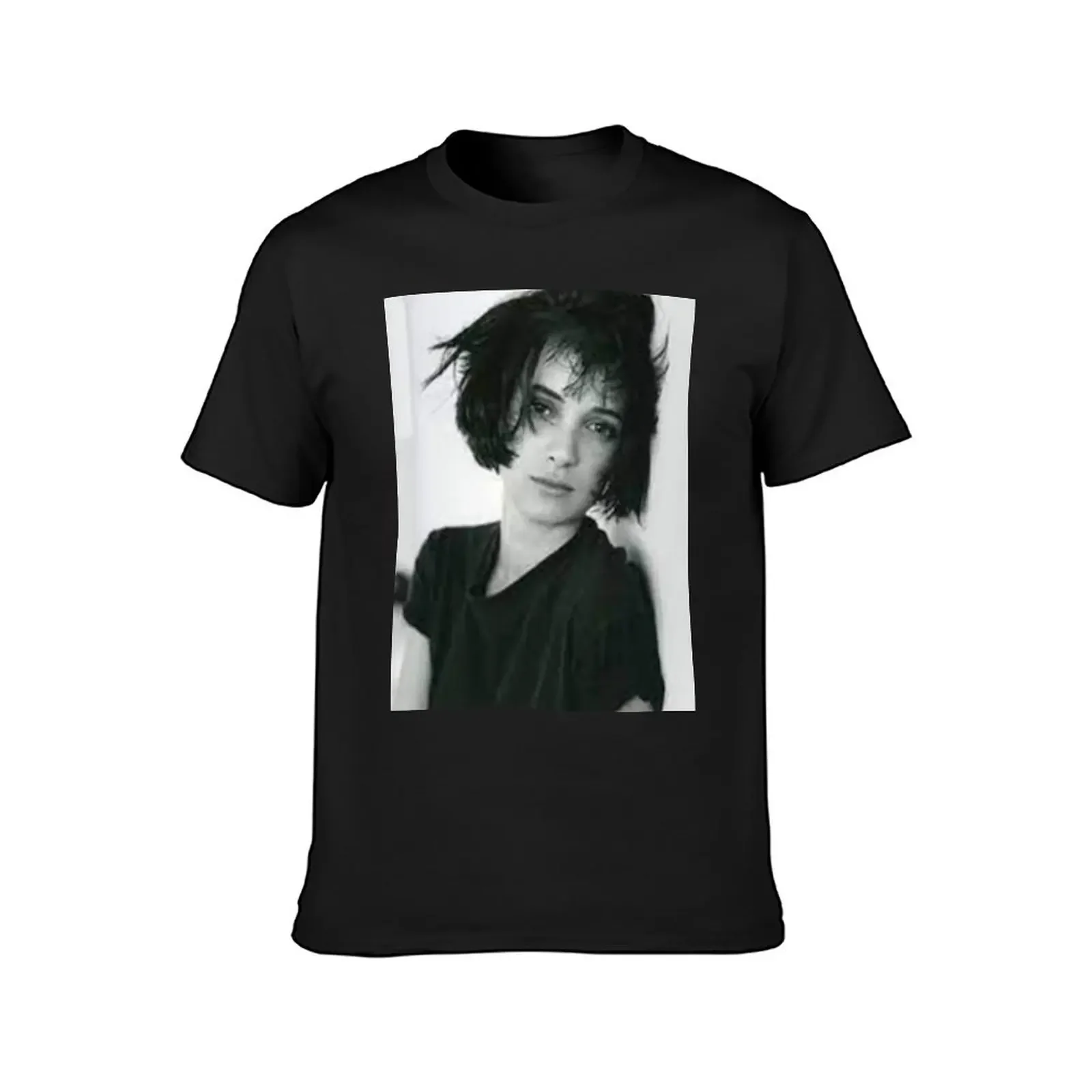 Winona Ryder - Poster T-Shirt vintage clothes summer top blanks plus size men clothing