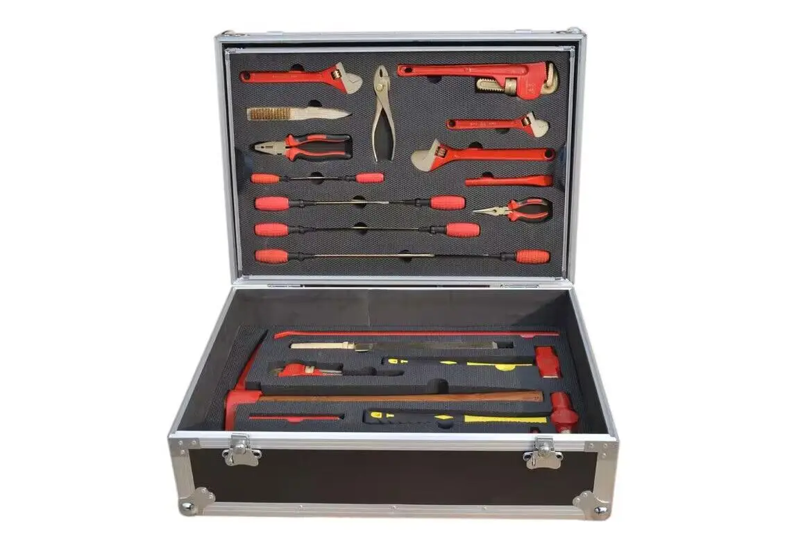 Set di attrezzi per rack per caricamento dell'olio Importazioni più vendute Imballaggio di sacchetti di plastica e scatole Hardware speciale