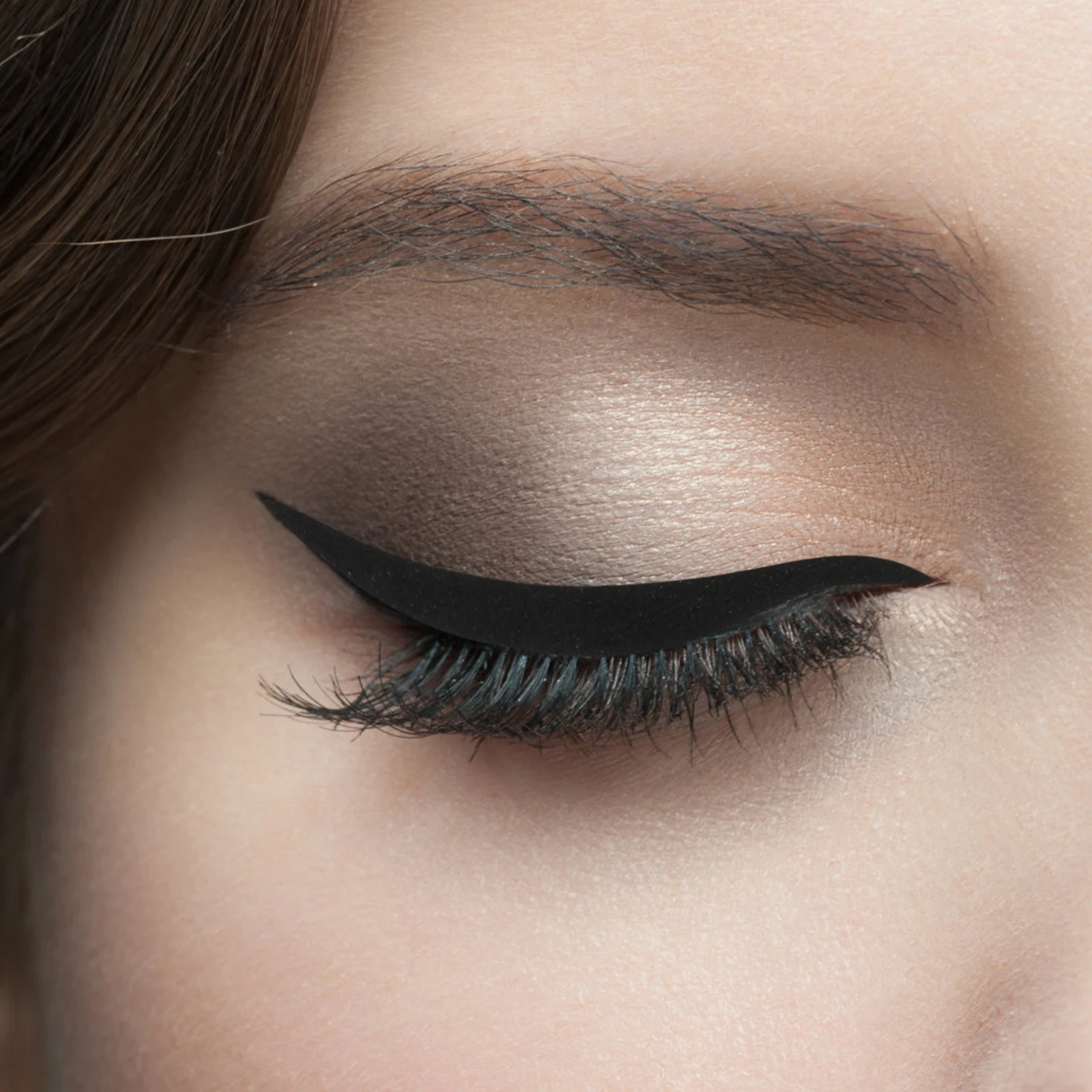 

80 Pairs Black Eyeliner Sticker Temporary Waterproof Eye Make Up Eyeshadow Patch 98x62mm Double Eyelid Tape Winged Design Makeup