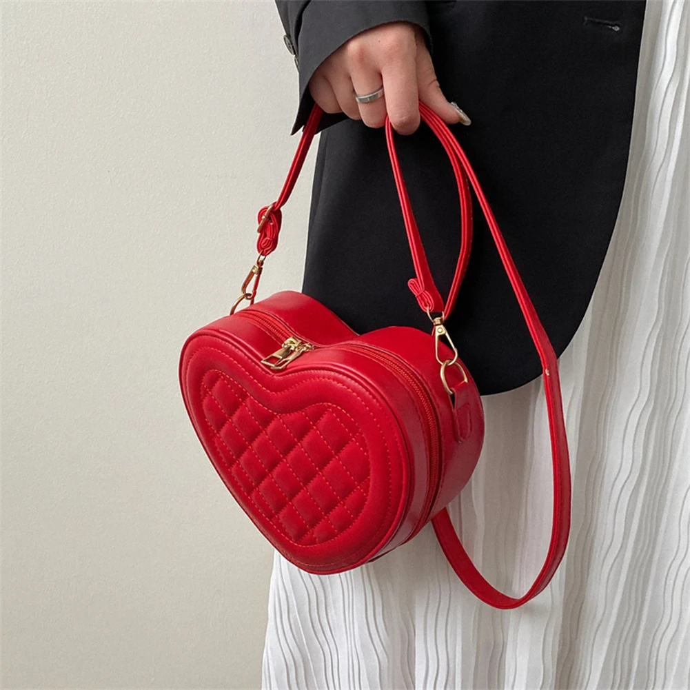 Fashion Love Heart Shape Shoulder Bag Handbags Designer Crossbody Bags PU Leather Zipper Women Casual Phone Bag Shoulder Bag