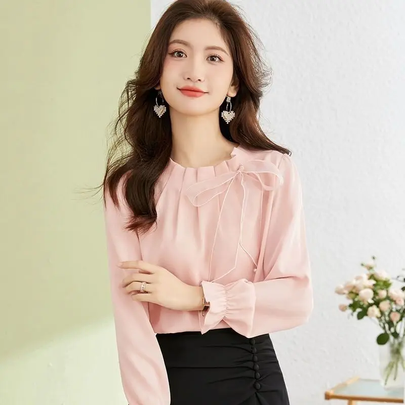 Casual Solid Color Butterfly Bow Sense of Design Blouse Women Long Sleeve O-collar All-match Pleated Chiffon Pullover Shirt 2023