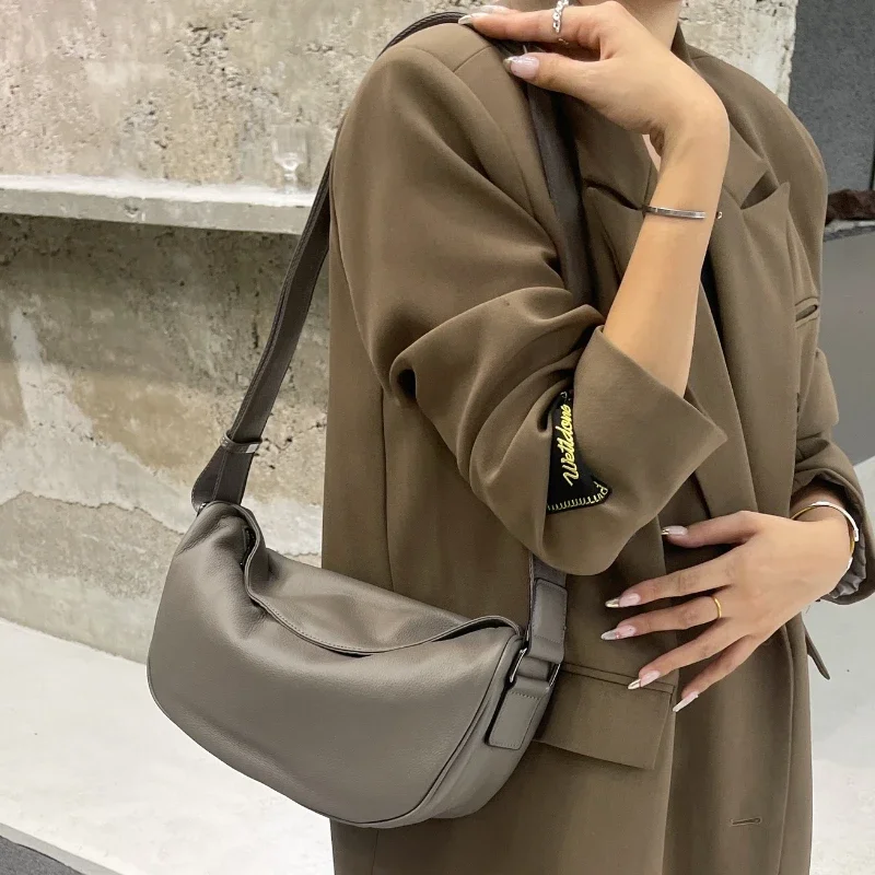 

High Quality Genuine Leather Crossbody Luxury Handbag for Women, Large Capacity Shoulder Bag, Cowhide Retro Fashion Saddle Bag