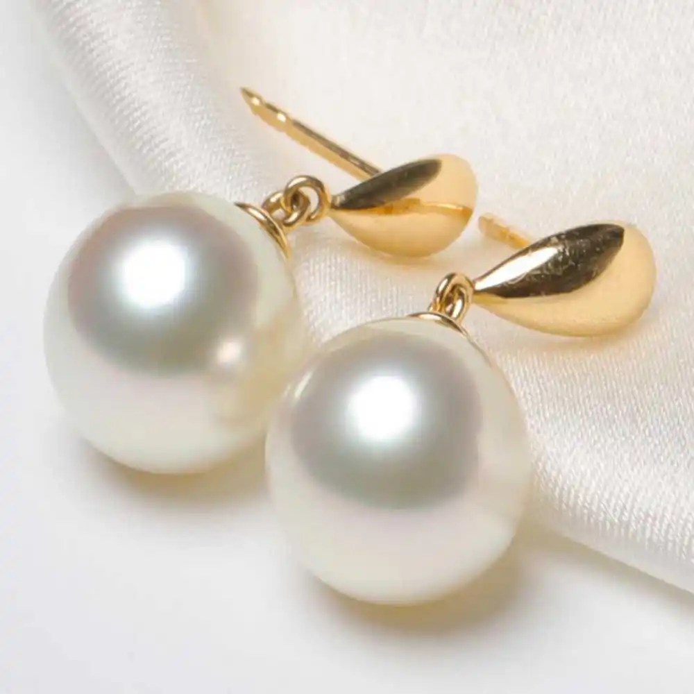 

Серьги с жемчугом в виде ракушек, 16 мм