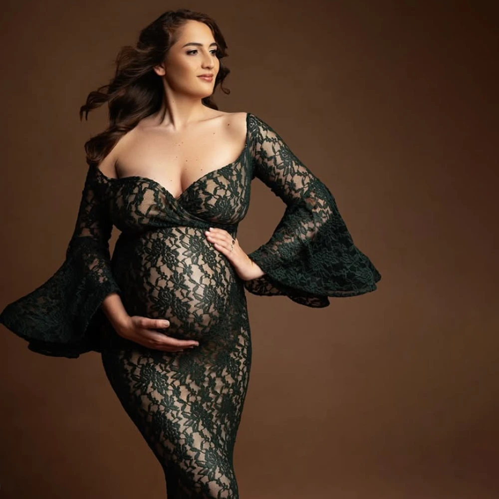 abito-per-fotografia-di-maternita-verde-scuro-in-pizzo-senza-spalline-stile-sirena-morbido-ed-elastico-per-servizio-fotografico-con-pancia-in-evidenza