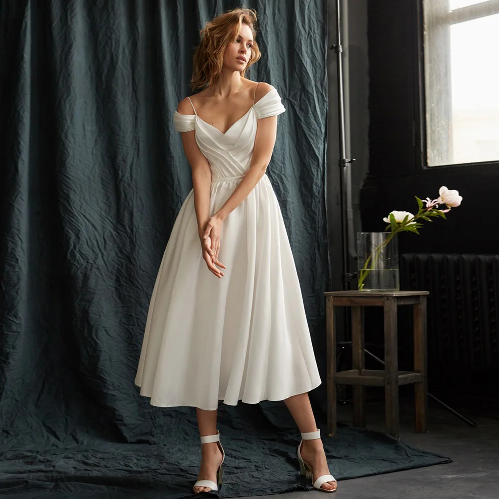 

Short Wedding Dress White Off Shoulder V Neck Backless Midi Wedding Gown for Women Tea Length A Line Simple Bridal Dresses 2023