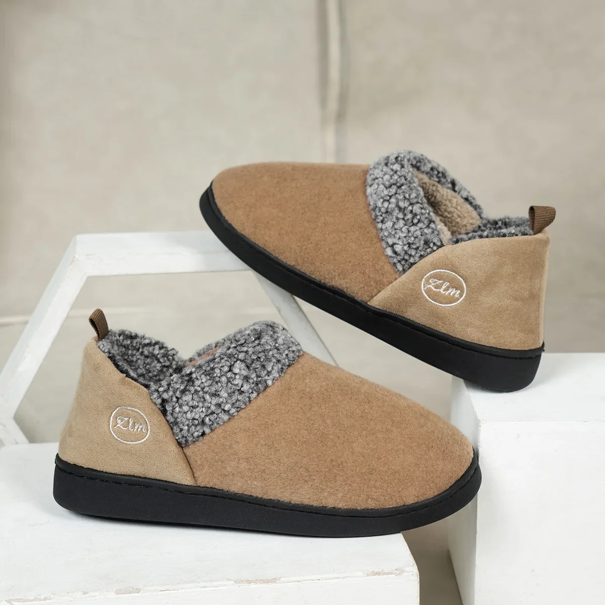 Zapatos de piel de invierno para mujer, mocasines antideslizantes de algodón cálido para exteriores, zapatos de forro polar suave, Zapatillas de casa acogedoras para interiores