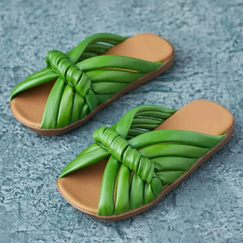 

2026 Bohemia Summer Women Slippers Design Hand Knitting Flat with Fashion Ladies Shoes Peep Toe Soft PU Leather Outdoor Slides