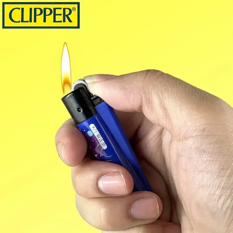 Clipper Lighter Grinding Wheel Mini Lighter,Butane Flashlight Lighter (24pcs) Men\'s Small Tools Cool Gift Cigarette Accessories