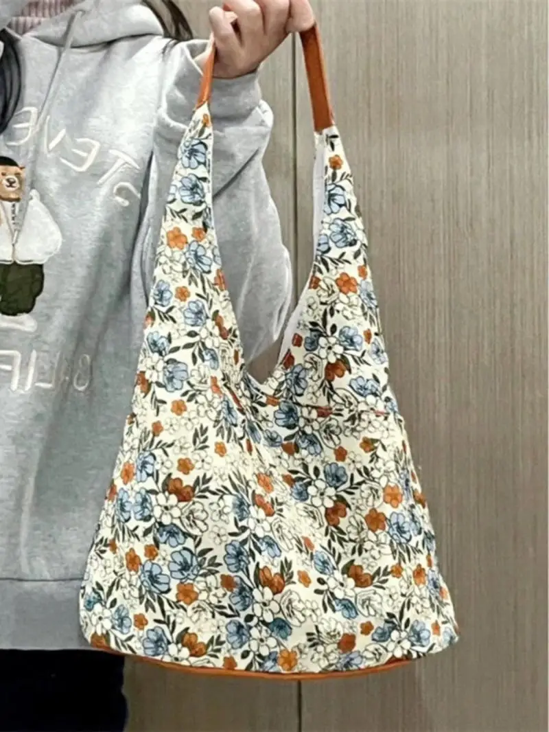 Japanese Hong Kong Style Design Small Floral Shoulder Bag Female 2024 New High Value All-match Retro Large Capacity Tote Bags