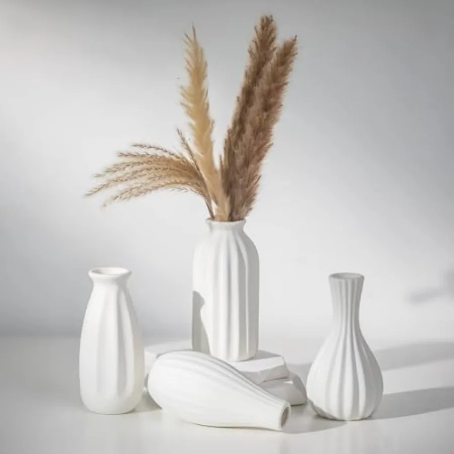 

White Ceramic Vase for Table Decor: Small Bud Vases for Flowers - Centerpiece Table Decorations for Christmas Home Wedding Dini