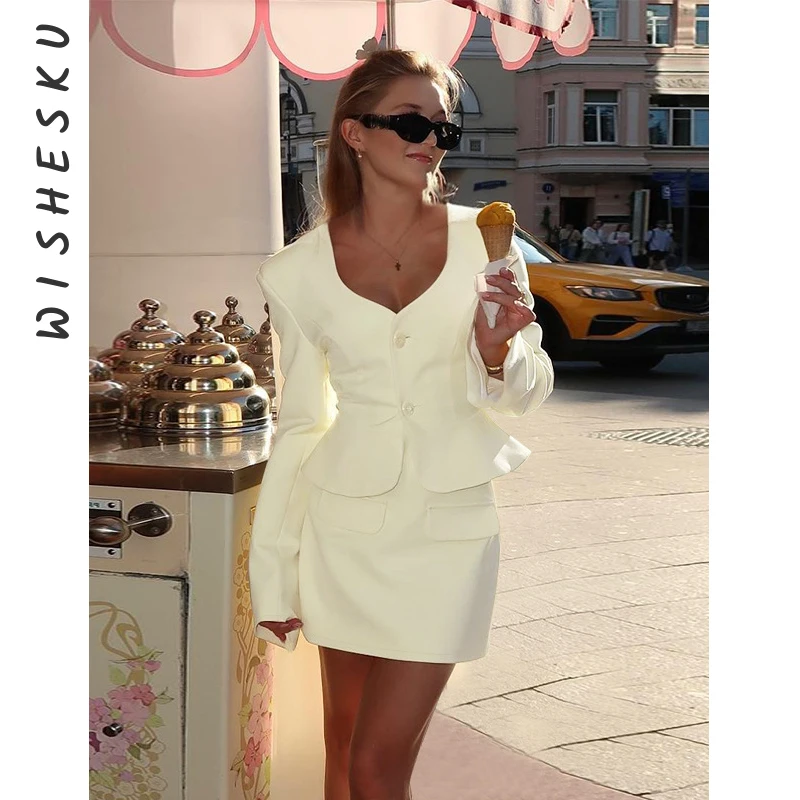 

Комплект из двух предметов, женская элегантная юбка, сексуальный пиджак с v-образным вырезом и длинными рукавами + мини-юбка с высокой талией, осень 2024, сказочная одежда