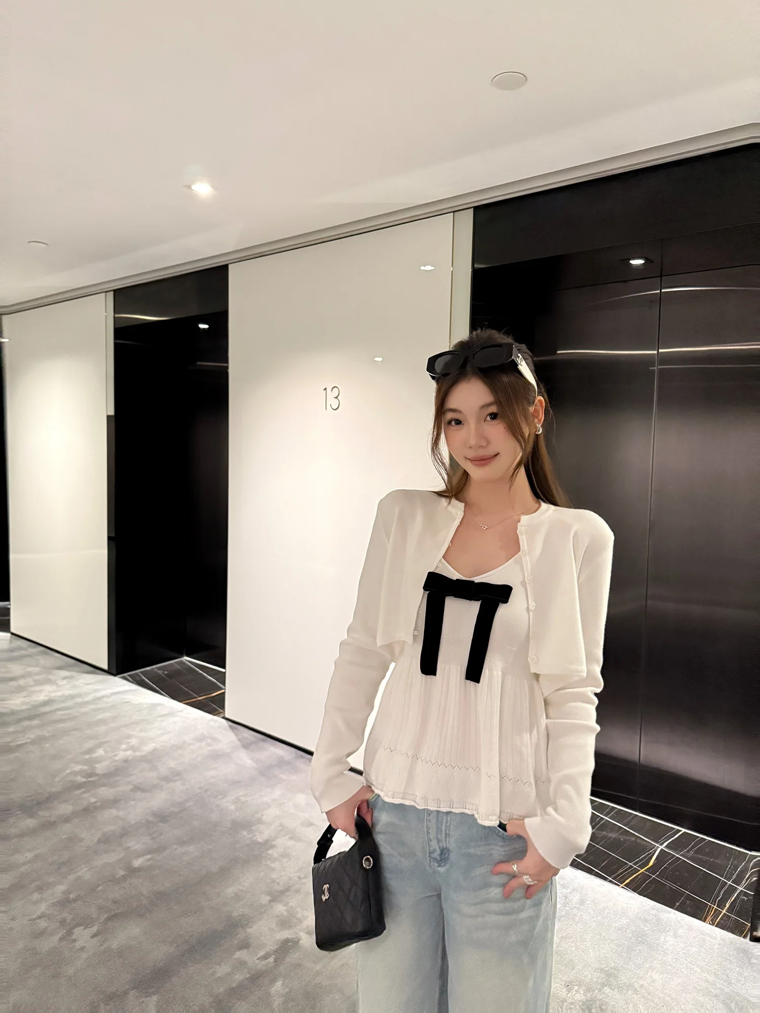 

Y Studio Korean Sle Knot Knitted Cardigan And Tank Top Set Spring Seasonal Casual Soft Fabric Women's Wear