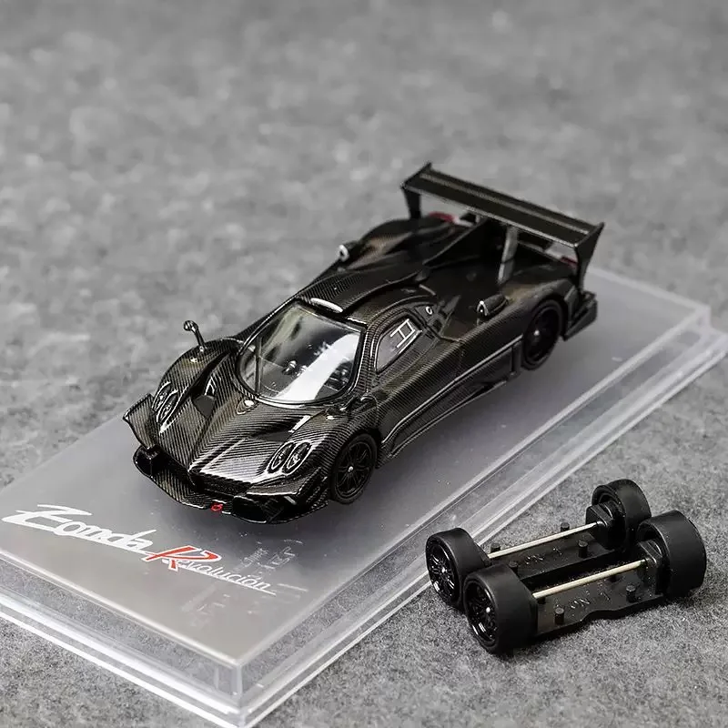 CM 1:64 Zonda Revolucion Alloy Car Model - In stock