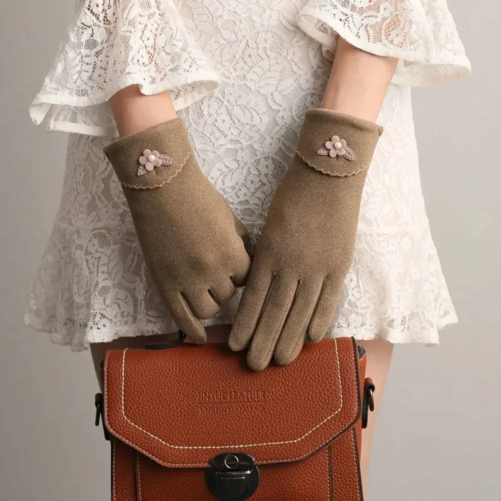 

Модные и элегантные женские плюшевые перчатки с милыми цветами, утолщенные и защищающие от холода, сенсорные перчатки для активного отдыха