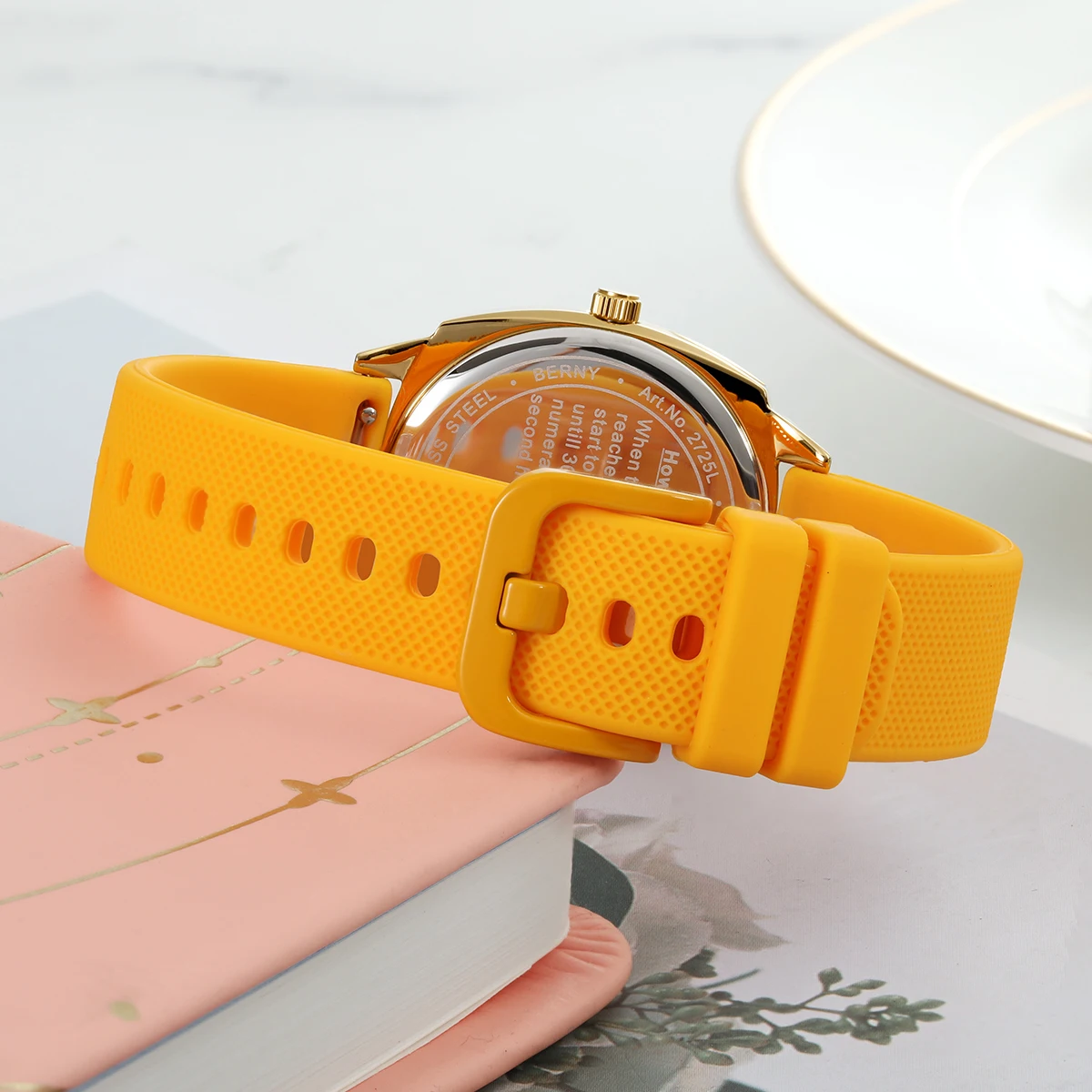 Relojes BERNY para mujer, reloj de enfermera, relojes de cuarzo dorados simples e informales para mujer, reloj de pulsera deportivo luminoso de fácil lectura resistente al agua para mujer