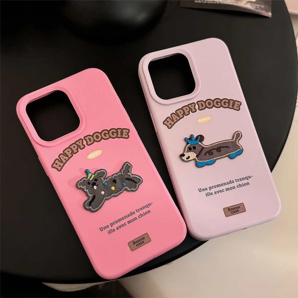 Belle INS Macaron Rose Broderie Chiens Mignons Coque de Téléphone pour iPhone 16 15 14 13 Pro Max Couverture Arrière de Téléphone pour 12 Pro Capa